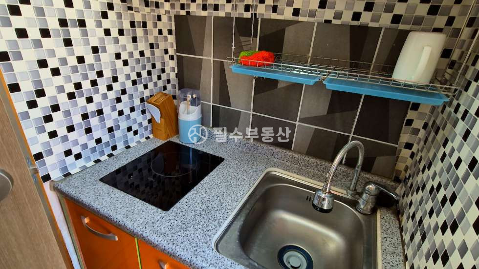 경남 남해군 남면 홍현리 1동 100년동안 일제강점기도 견뎌오며00년동안 일제강점기도 견뎌오며 남해바다를 그자리에서 지켜온 100년주택을 소개해드립니다! 남해촌집매매 매매 매물번호 10580 사진 38