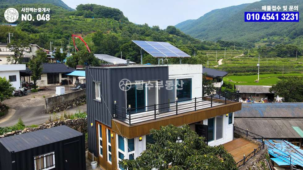경남 산청군 신안면 외송리 주1동 산청군 신안면 마당있는 촌집 전원주택 주인이 직접 지어서 살고 있던 컨디션 최고인 매물! 창고는 덤으로 드립니다! 주인 마음 바뀌기전에 연락주세요! 매매 매물번호 10200 사진 40