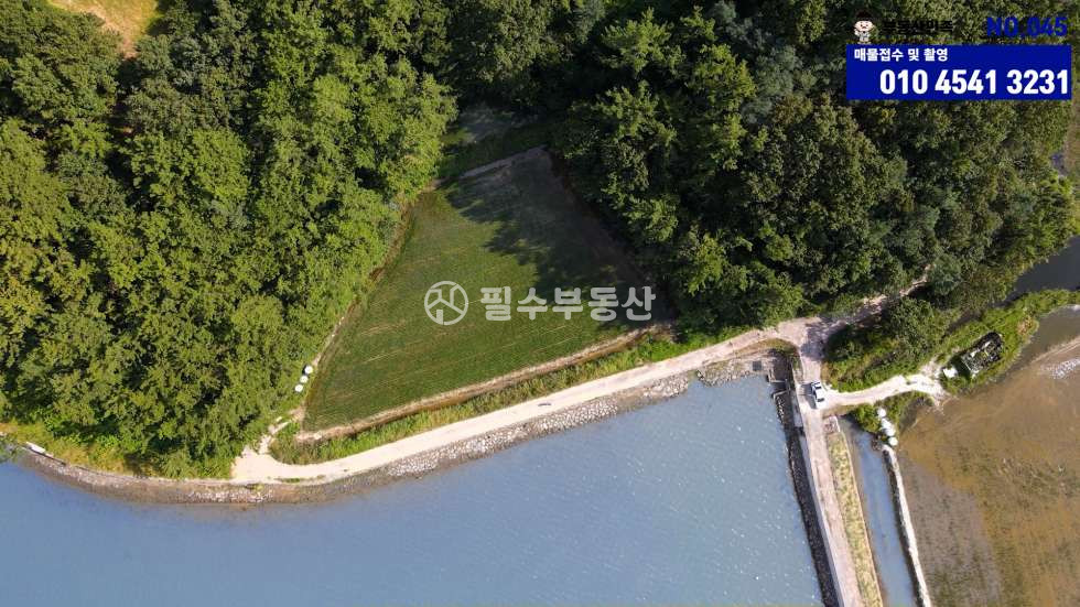 경남 사천시 서포면 비토리 사천시 서포면 비토리 토지 매매 - 남해바다 바로 접하고 있는 바로 앞 ! 해안가에 꿈꿔오던 매물이 실제로 나와버렸다! 전원주택 카페 등 하고 싶은거 한번 해봅시다! 매매 매물번호 10235 사진 11