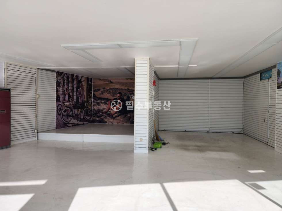 경남 진주시 신안동 신안동 공설운동장 인근 대로변 1층 상가 임대 월세 매물번호 10254 사진 2