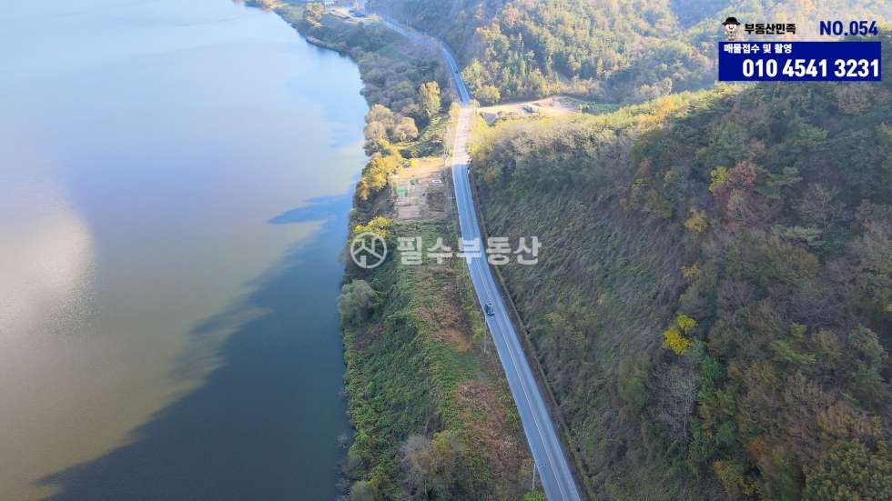 경남 사천시 곤명면 본촌리 사천시 곤명면 본촌리 신축 전원주택 처음보다 가격이 매우 많이 하락된 조건 좋은 첫입주 매물입니다! 매매 매물번호 10246 사진 6