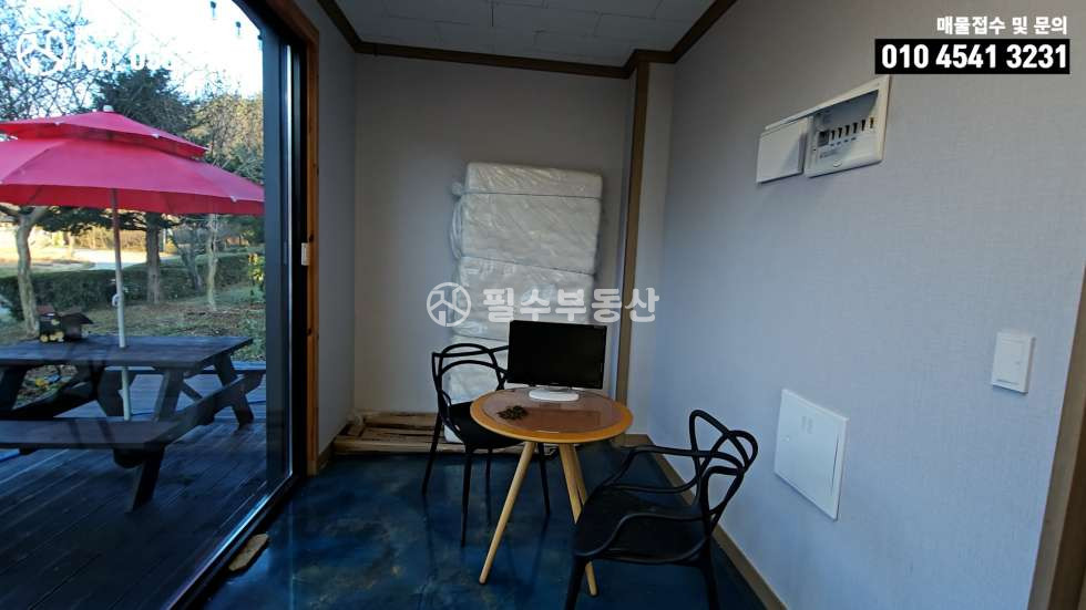 경남 사천시 곤명면 추천리 주1동 사천 다솔사 가는 길목에 위치한 신축 2층 상가주택 매매 ! 카페 에어비앤비 판매업 입맛에 따라 꾸밀 수 있는 1억대의 부담없는 매물입니다! 매매 매물번호 10238 사진 32