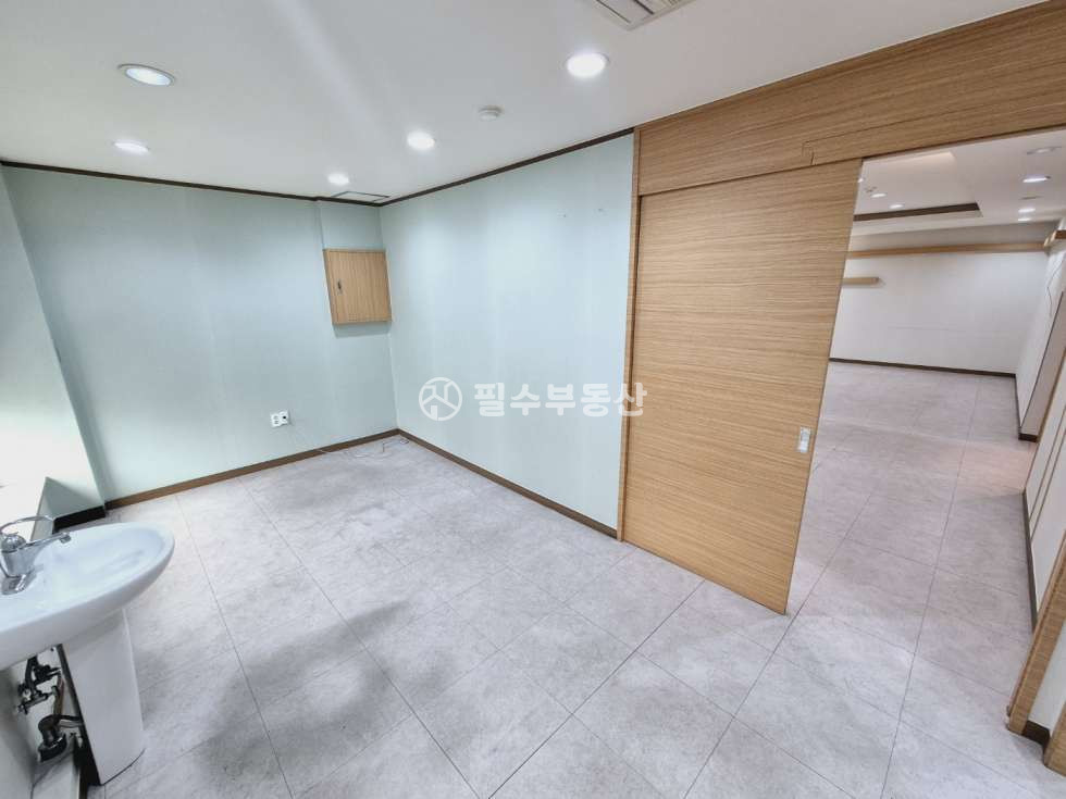 경남 진주시 하대동 하대동 육거리 메인상권 3층 병원자리 월세 매물번호 10464 사진 11